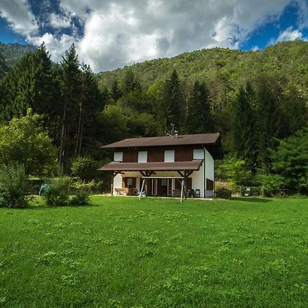 Casa Al Portico Apartamento Pieve Di Ledro Exterior foto
